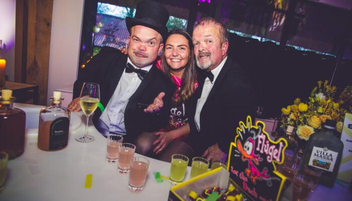 ce213b7f-eda3-41d9-b912-4bc8e6a7d43d 2